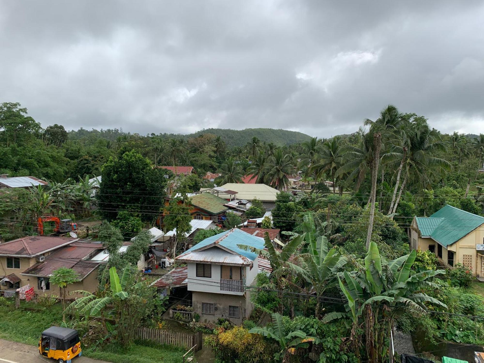 Zl Travelers Inn Batuan Extérieur photo