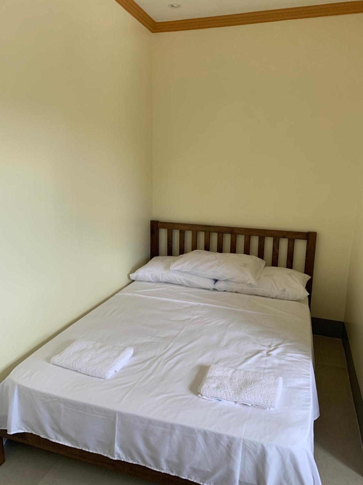 Zl Travelers Inn Batuan Extérieur photo